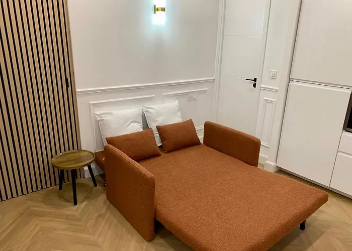 Avec Jardin - Front De St Laurent-du-var Appartement